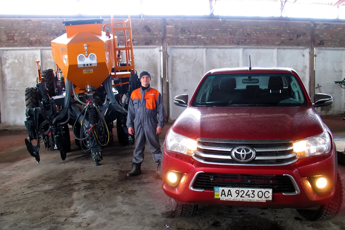 Фото 7. Toyota Hilux&nbsp;– три дні на&nbsp;фермерській роботі